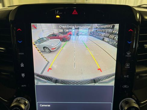 New 2026 RAM 1500 Big Horn AWD/4WD image 16