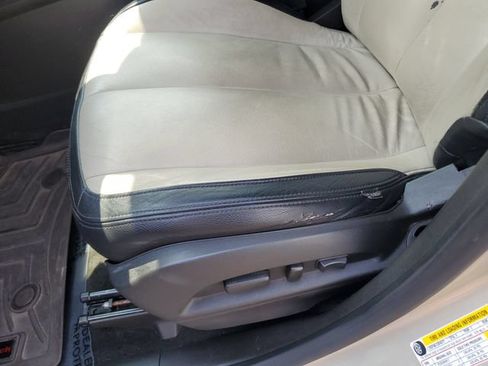Used 2014 Chevrolet Equinox LT w/ Driver Convenience Package FWD image 17