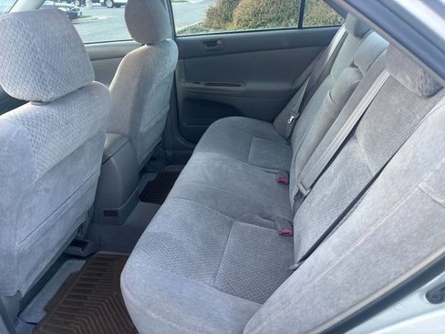 Used 2003 Toyota Camry LE image 19