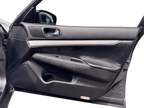 Used 2011 INFINITI G25 Journey w/ Moonroof Pkg image 18