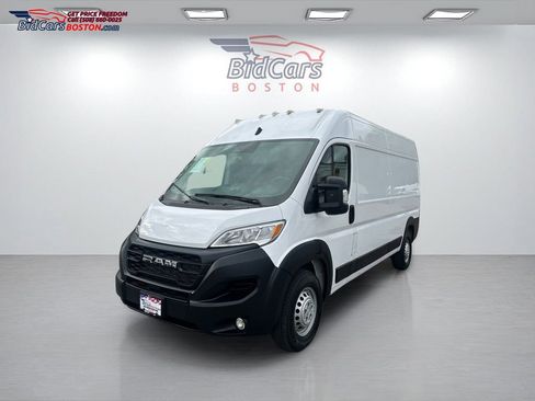 Used 2025 RAM ProMaster 2500 w/ Convenience Group FWD image 1