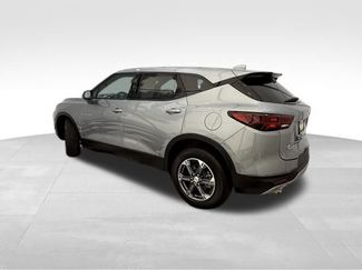 Used 2025 Chevrolet Blazer LT video 2