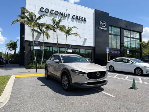Used 2024 MAZDA CX-30 AWD 2.5 S w/ Preferred Package image 2