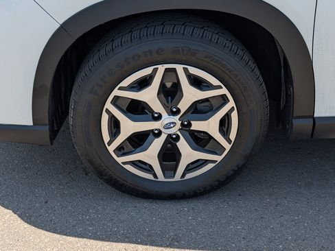 Used 2022 Subaru Forester Premium AWD/4WD image 15