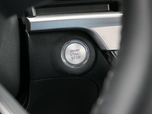 Used 2024 Kia Telluride S w/ S Sunroof Package FWD image 17