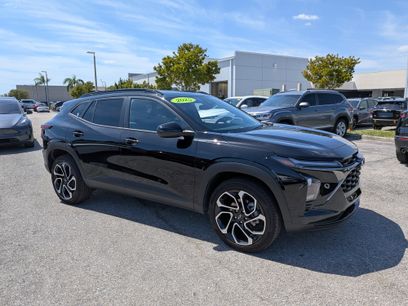 Used 2025 Chevrolet Trax RS w/ Sunroof Package