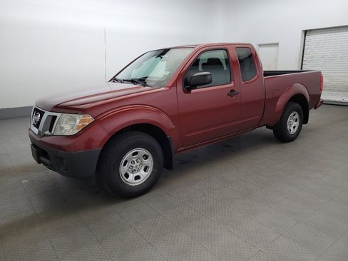 Used 2018 Nissan Frontier S image 2