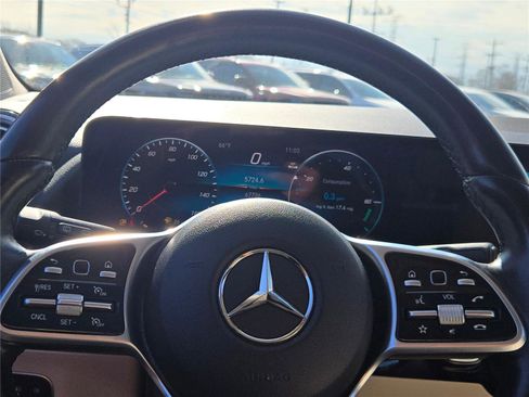 Used 2023 Mercedes-Benz GLA 250 4MATIC w/ Premium Package image 36