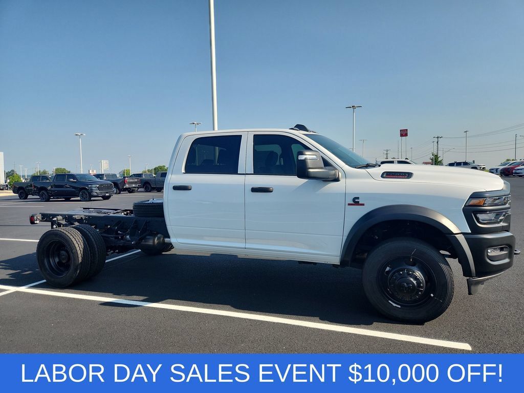 New 2026 RAM 5500 Tradesman AWD/4WD 360° Tour