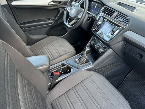 Used 2022 Volkswagen Tiguan S image 18