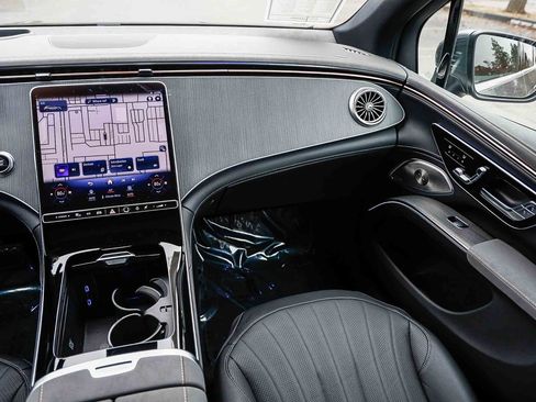 Used 2023 Mercedes-Benz EQS 450+ 4MATIC SUV image 15