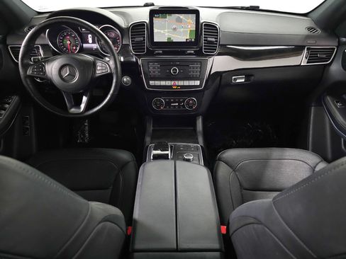 Used 2017 Mercedes-Benz GLS 550 4MATIC image 23