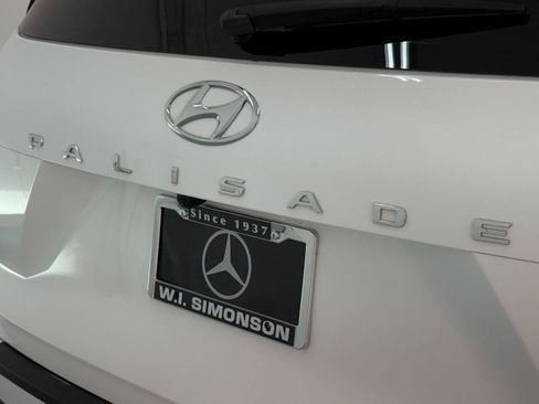 Used 2023 Hyundai Palisade Limited w/ Cargo Package FWD image 26