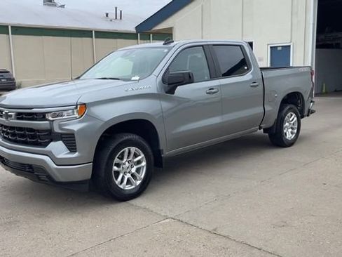 Certified 2026 Chevrolet Silverado 1500 RST AWD/4WD image 4