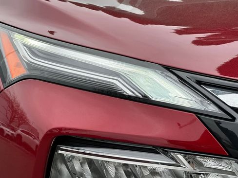 New 2026 Nissan Rogue Platinum image 31