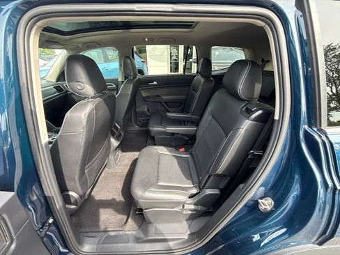 Used 2021 Volkswagen Atlas SEL R-Line FWD image 20