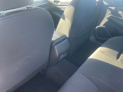 Used 2025 Nissan Altima 2.5 SV image 23