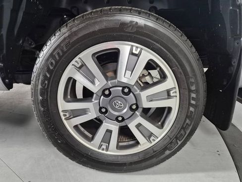Certified 2020 Toyota Tundra Platinum AWD/4WD image 11