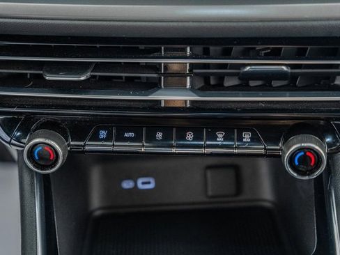 Used 2024 Chevrolet Traverse LS w/ Midnight/Sport Edition image 24