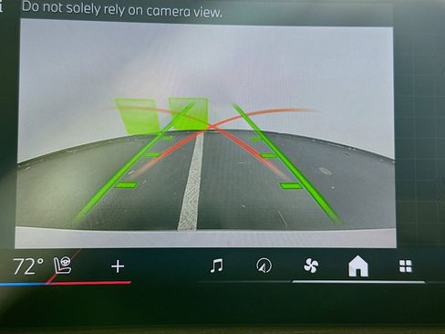 Used 2025 BMW 330i Sedan image 23