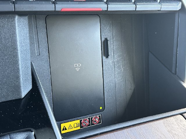 Used 2025 Toyota Sequoia Capstone AWD/4WD image 37