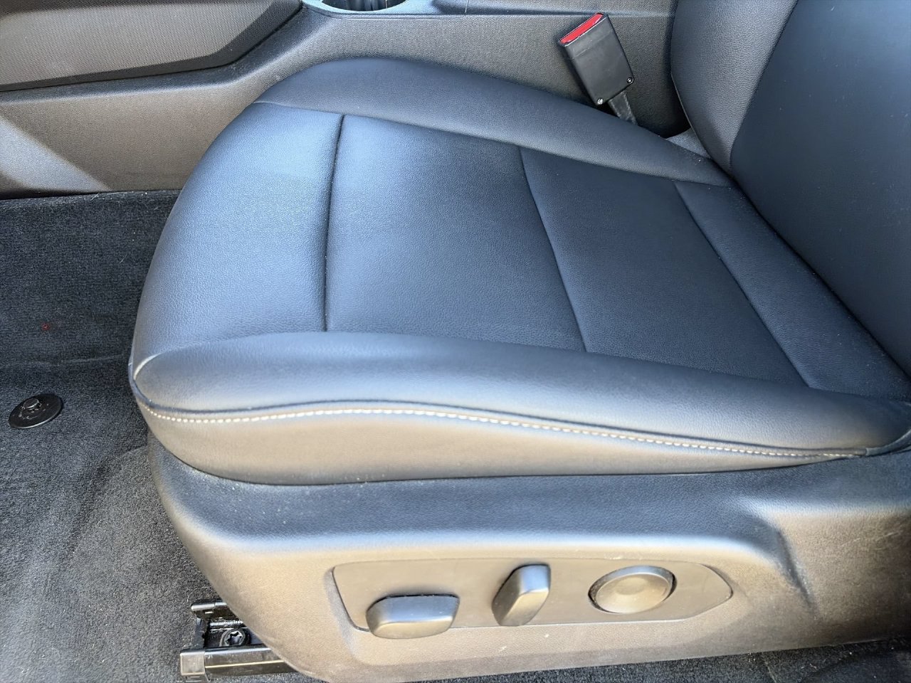 Used 2023 Chevrolet Colorado LT w/ LT Convenience Package III RWD image 19