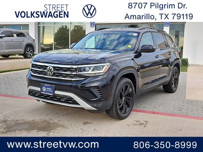 Certified 2022 Volkswagen Atlas SE w/ Black Wheel Package