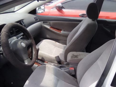 Used 2005 Toyota Corolla FWD image 6