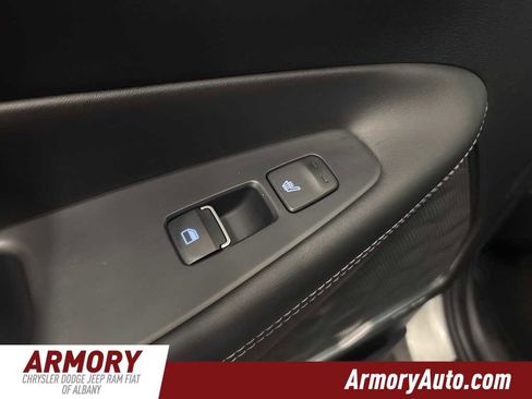 Used 2023 Hyundai Santa Fe Limited image 24