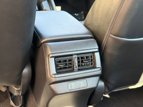 Used 2023 Honda Accord EX-L image 13