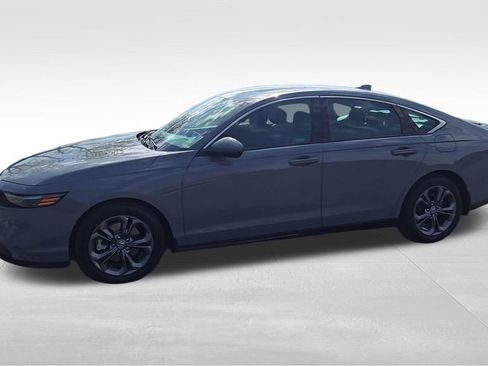 Used 2023 Honda Accord EX-L image 4