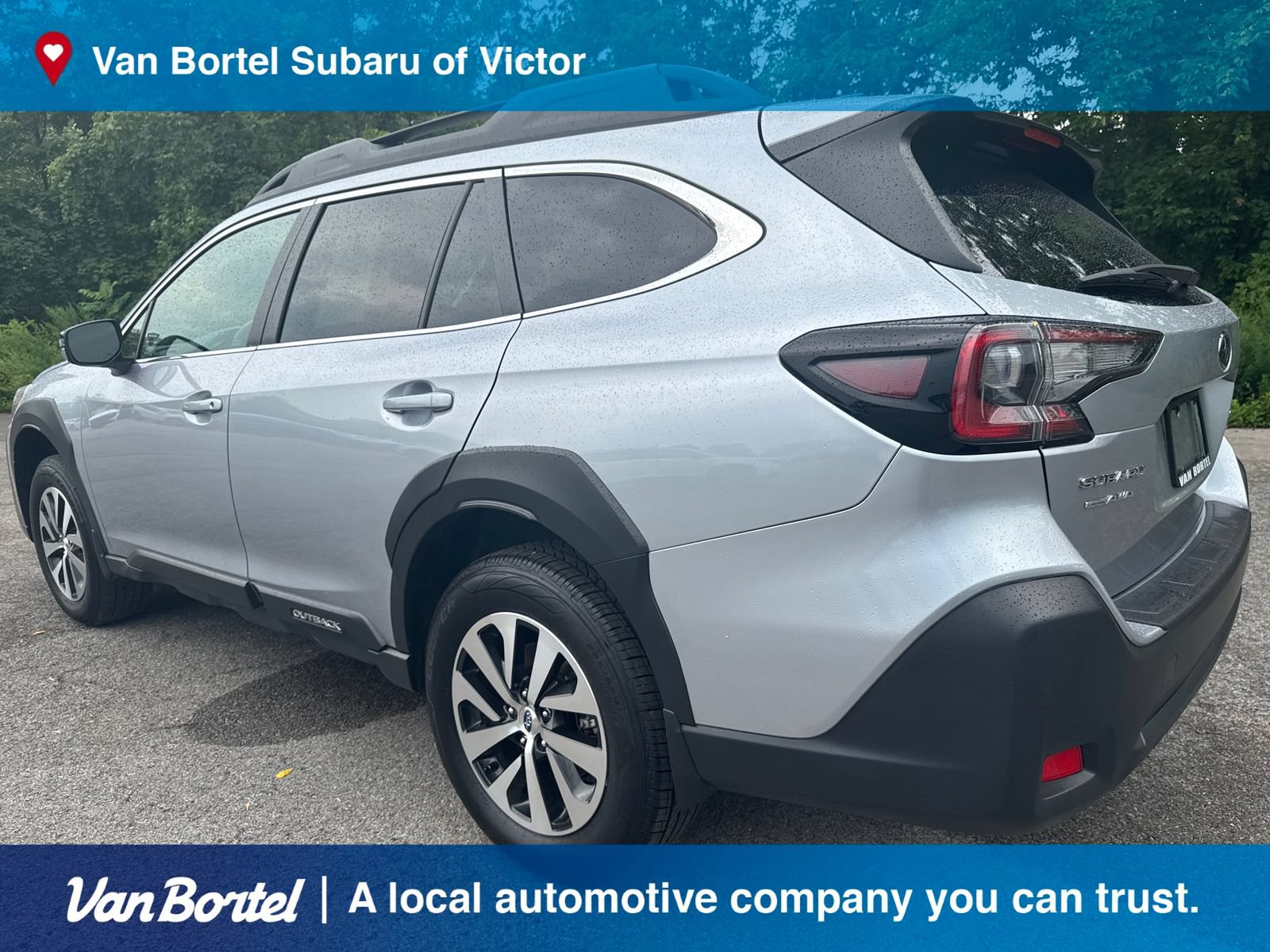 Used 2025 Subaru Outback Premium AWD/4WD image 4