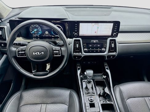 Used 2023 Kia Sorento SX image 15