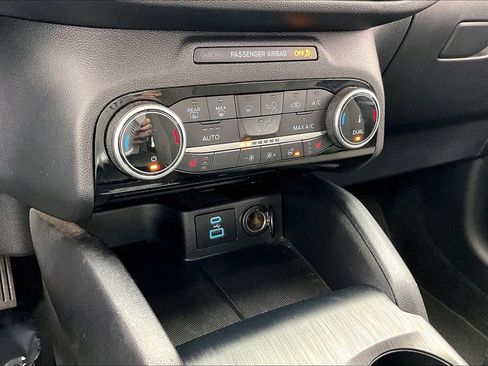 Certified 2022 Ford Escape SE w/ Convenience Package image 31