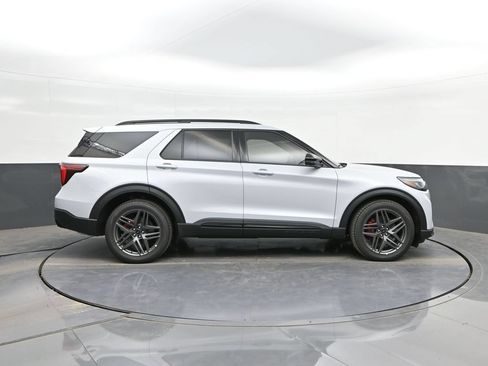 New 2026 Ford Explorer ST AWD/4WD image 23