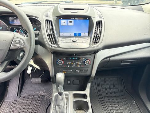 Used 2017 Ford Escape SE w/ Equipment Group 201A AWD/4WD image 23