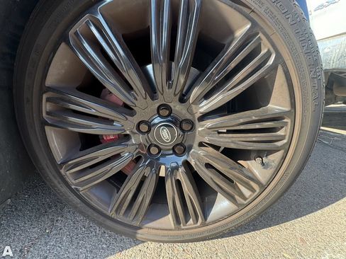 Used 2019 Land Rover Range Rover Sport HSE Dynamic AWD/4WD image 6
