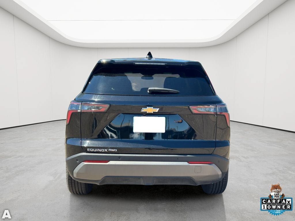 Used 2025 Chevrolet Equinox LT AWD/4WD image 9