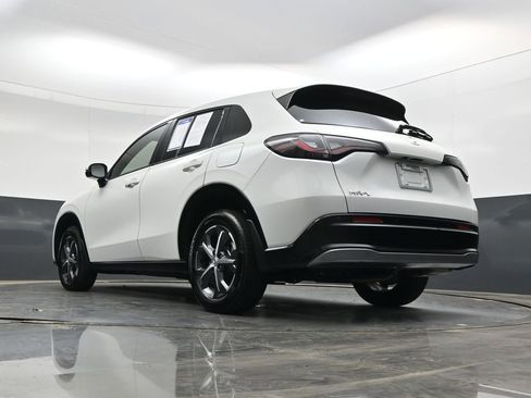 Certified 2023 Honda HR-V EX-L image 31