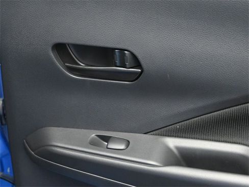 Used 2025 Nissan Kicks Play S image 31