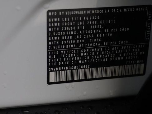 New 2025 Volkswagen Tiguan SE w/ Panoramic Sunroof Package image 23