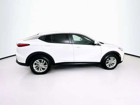 Used 2025 Buick Envista Preferred image 10