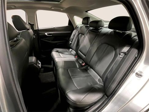 Used 2025 Hyundai Sonata Limited image 26