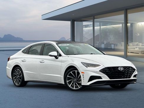 Used 2022 Hyundai Sonata Limited image 2