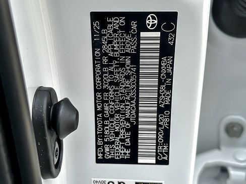 New 2025 Toyota Crown Signia image 27