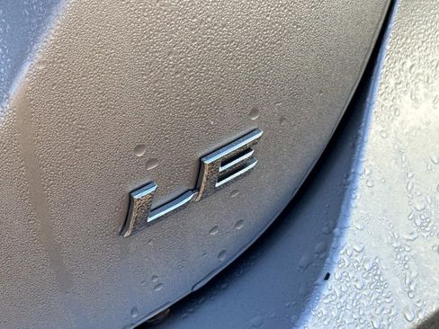 Used 2023 Toyota Camry LE image 4