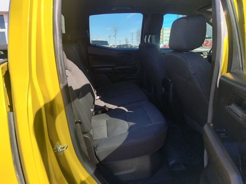 Used 2023 Chevrolet Colorado Trail Boss w/ Technology Package image 15