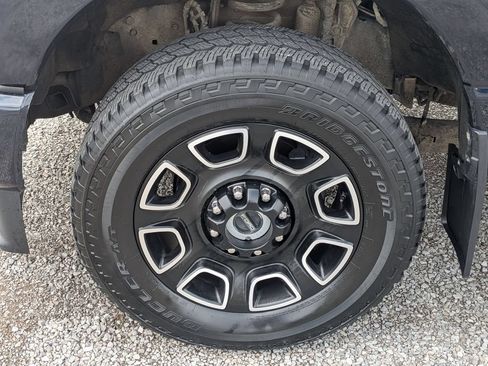 Used 2023 Ford F250 Platinum AWD/4WD image 22