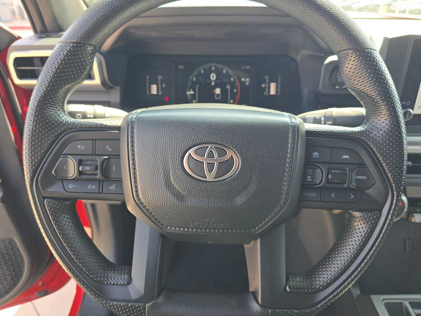 Certified 2024 Toyota Tacoma SR5 AWD/4WD image 22