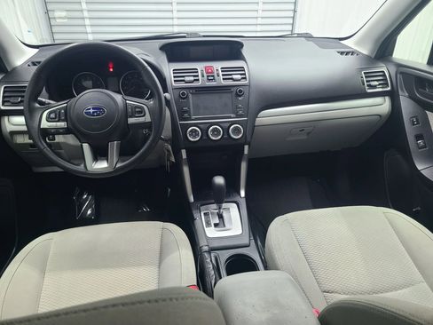 Used 2018 Subaru Forester 2.5i w/ Alloy Wheel Package AWD/4WD image 2